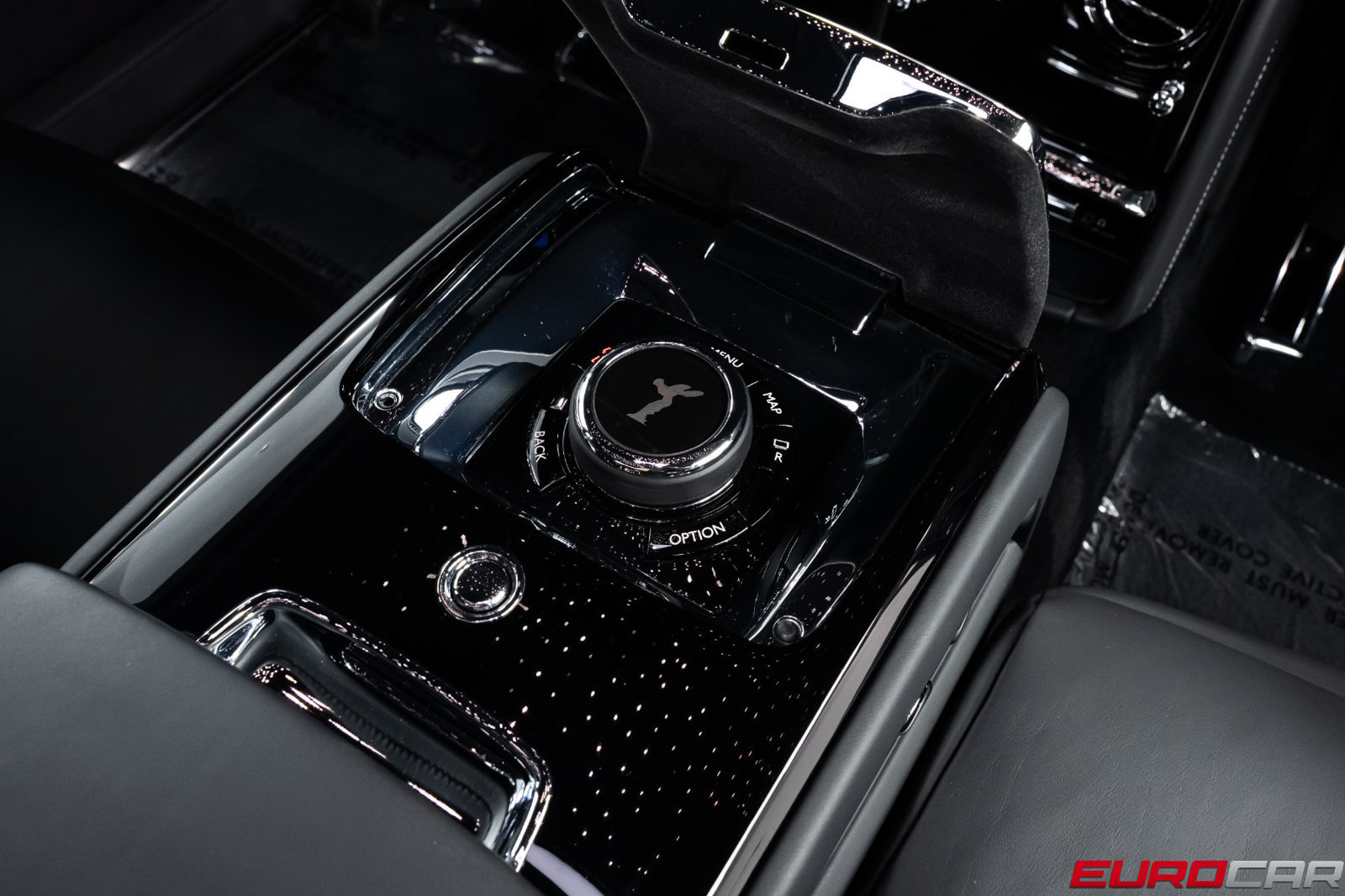 Used 2022 Rolls-Royce Phantom Sedan RWD image 46