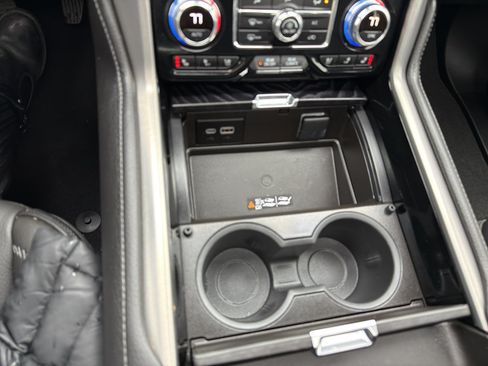 Used 2024 GMC Yukon Denali image 19