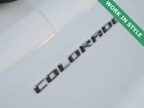 Used 2025 Chevrolet Colorado W/T w/ Advanced Trailering Package image 12