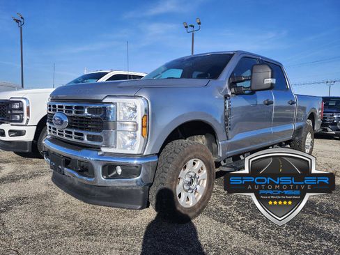 Used 2024 Ford F250 XLT image 1