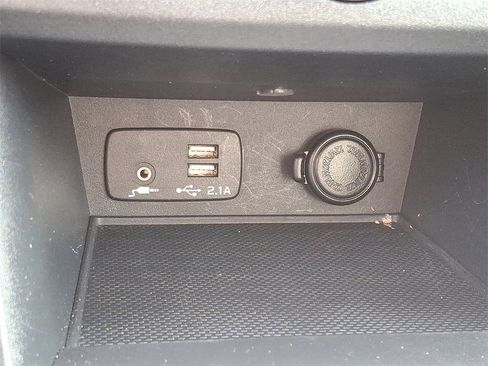 Certified 2023 Subaru Crosstrek 2.0i Premium image 27