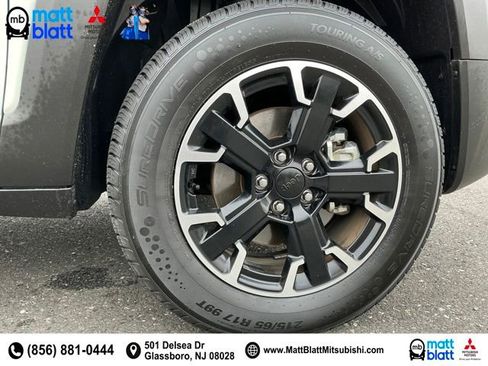 Used 2023 Jeep Renegade Trailhawk image 34