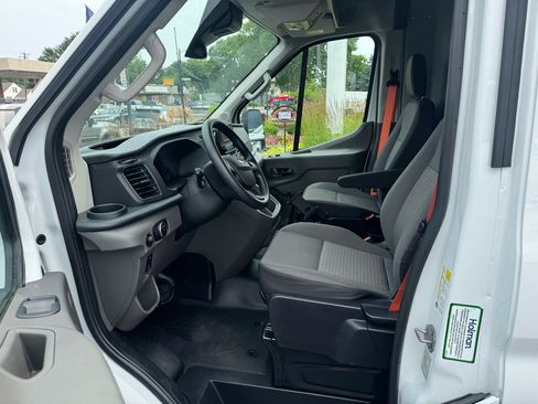 Used 2023 Ford Transit 250 148 High Roof RWD image 13
