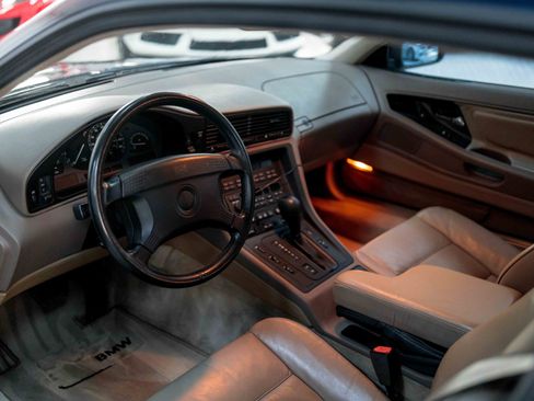 Used 1993 BMW 850Ci image 2