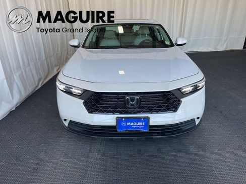 Used 2023 Honda Accord EX image 33