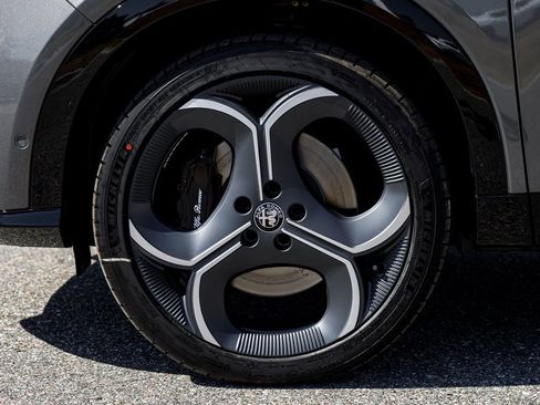 New 2026 Alfa Romeo Tonale w/ Active Assist Package image 15