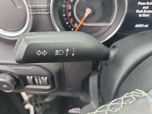 Used 2020 Jeep Wrangler Unlimited Sahara AWD/4WD image 25