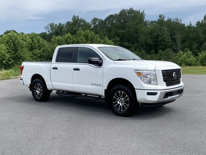 Used 2022 Nissan Titan SV w/ Accessory Utility Package