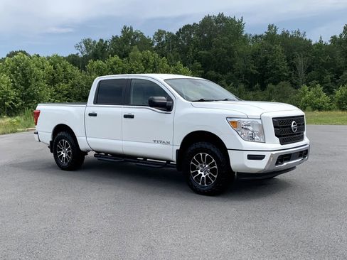 Used 2022 Nissan Titan SV w/ Accessory Utility Package image 1