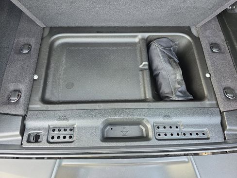 Used 2023 Jeep Wrangler Unlimited Rubicon 392 image 21