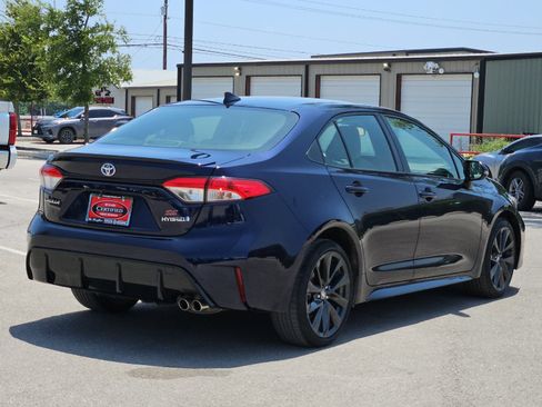 Used 2024 Toyota Corolla SE FWD image 5