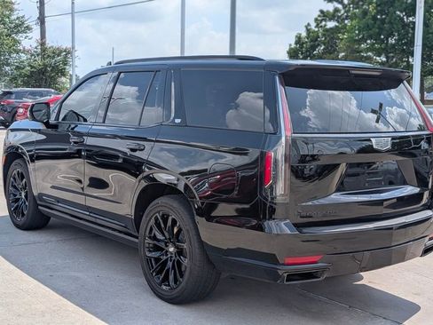 Used 2023 Cadillac Escalade Sport Platinum w/ LPO, ONYX Package AWD/4WD image 4