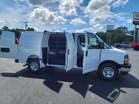 New 2025 Chevrolet Express 2500 w/ Driver Convenience Package image 2