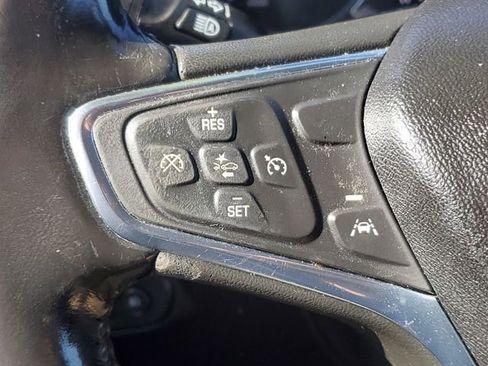 Used 2020 Chevrolet Equinox LT w/ Driver Convenience Package image 15