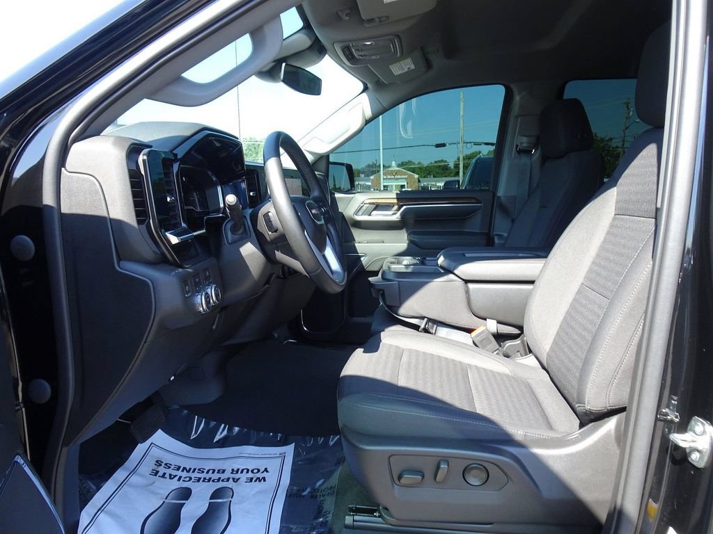 Used 2023 GMC Sierra 1500 Elevation AWD/4WD image 8