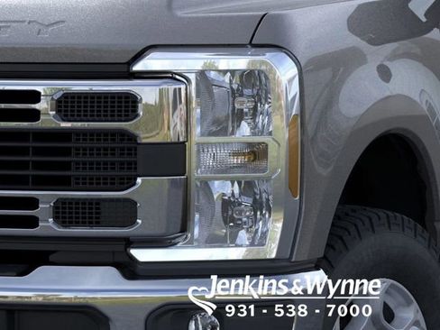 New 2026 Ford F250 XLT AWD/4WD image 18