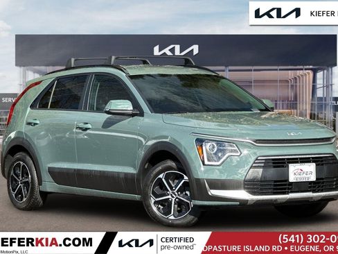Certified 2025 Kia Niro EX image 1