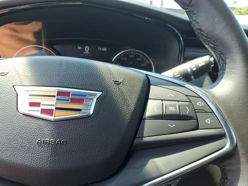 Certified 2023 Cadillac XT5 Luxury AWD/4WD image 24