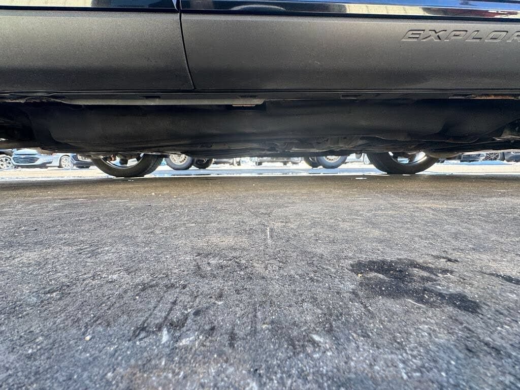 Used 2021 Ford Explorer ST w/ ST Street Pack AWD/4WD image 98