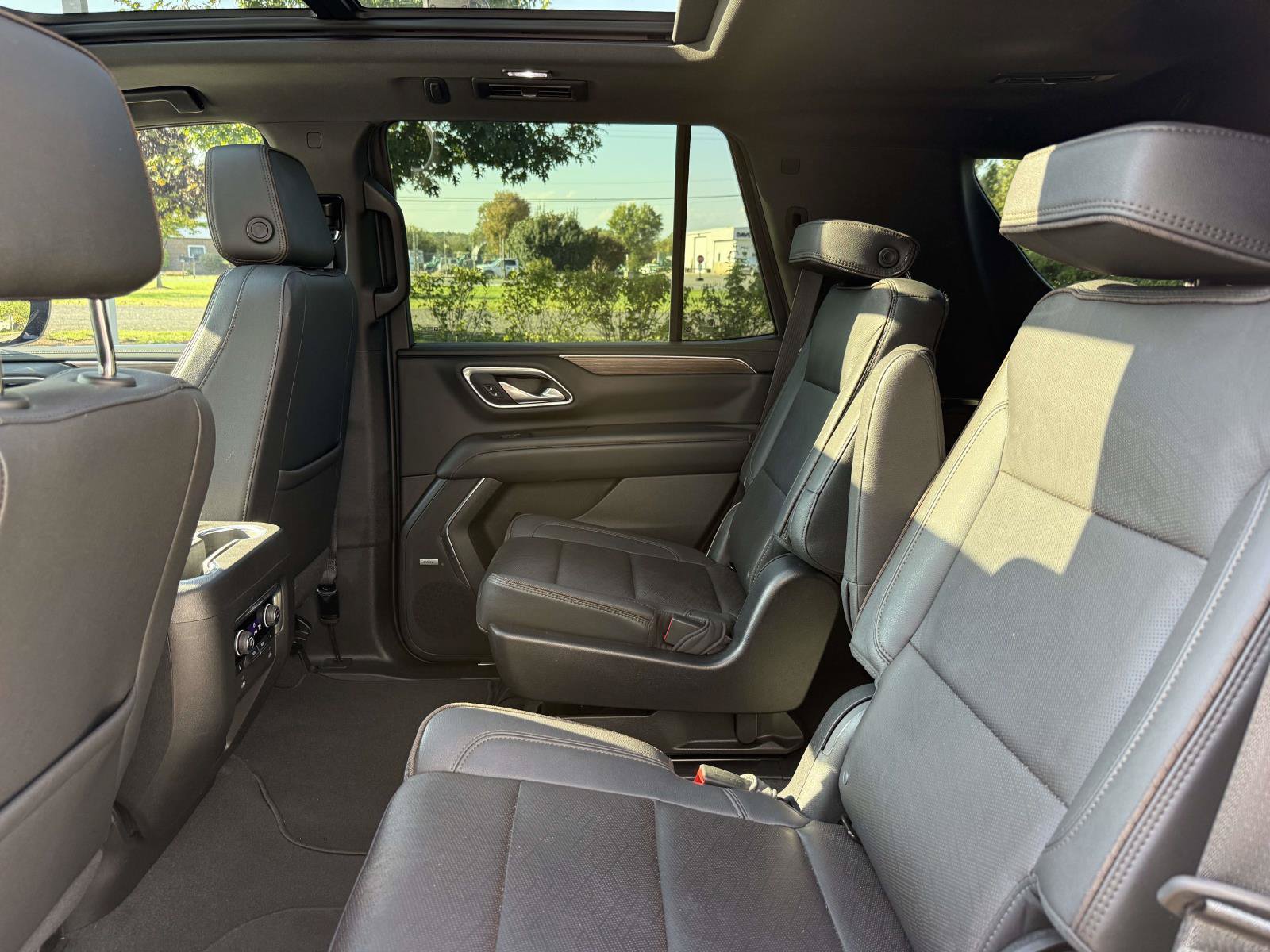 Certified 2022 Chevrolet Tahoe High Country AWD/4WD image 18