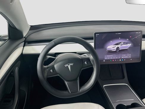 Used 2022 Tesla Model 3 RWD image 18