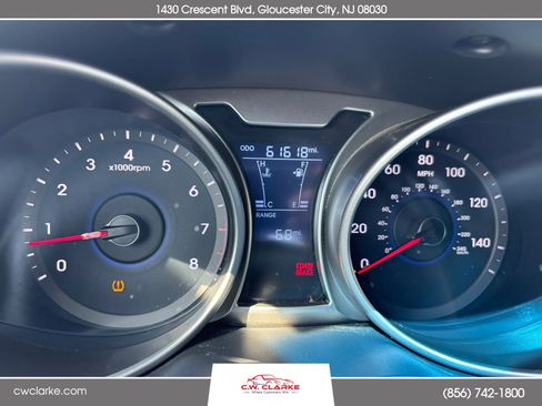 Used 2016 Hyundai Veloster FWD image 19