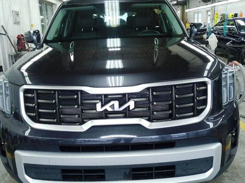 Used 2025 Kia Telluride S image 4