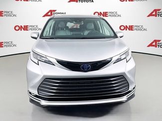 Certified 2021 Toyota Sienna Limited FWD video 3