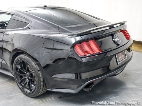 Used 2017 Ford Mustang GT Premium w/ Equipment Group 401A RWD image 9