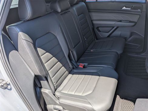 Used 2023 Volkswagen Atlas Cross Sport SEL Premium R-Line AWD/4WD image 37