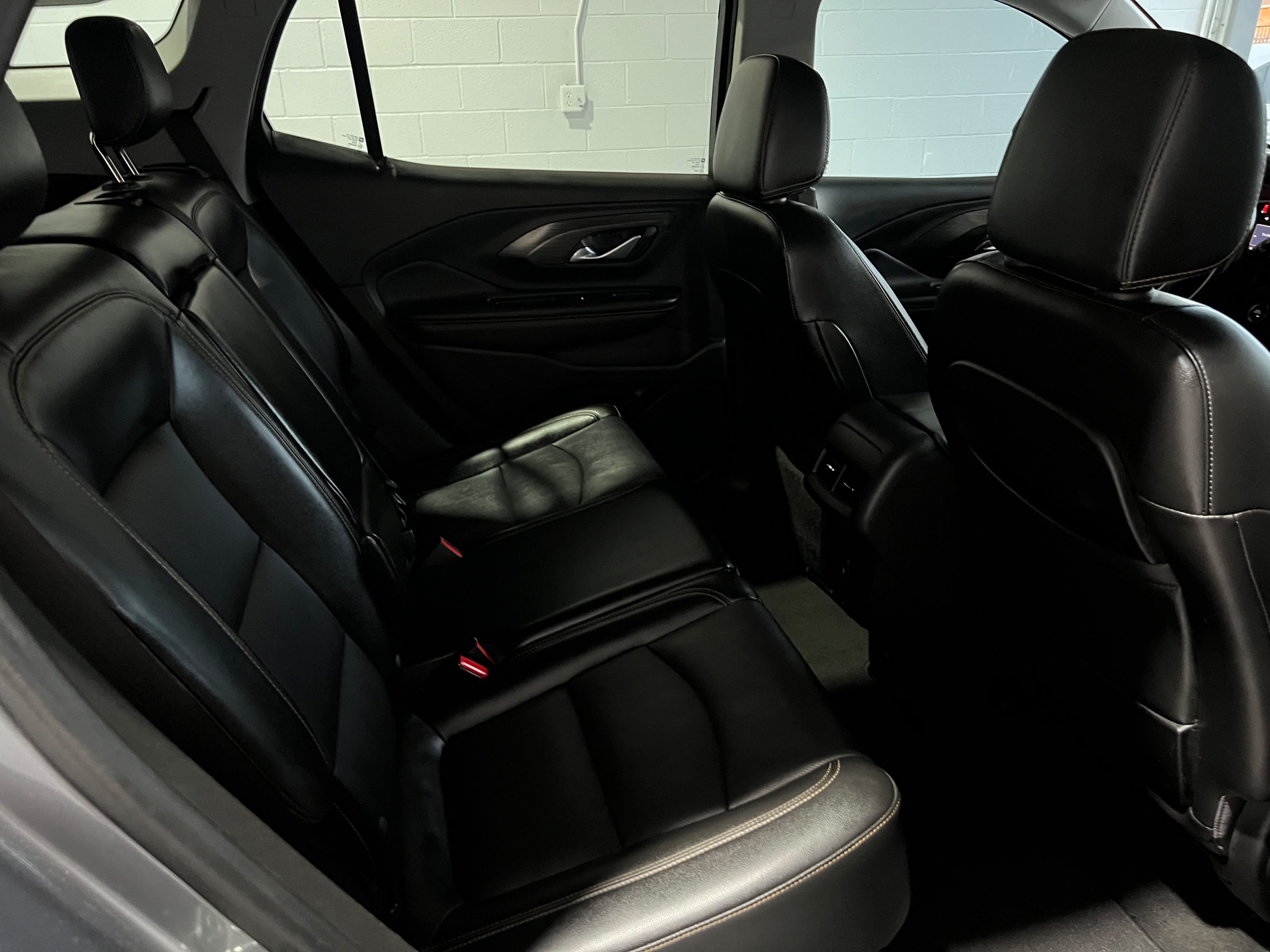 Used 2020 GMC Terrain SLT FWD image 14