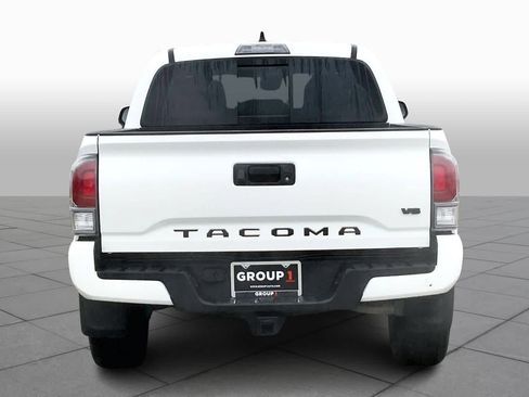 Used 2023 Toyota Tacoma TRD Sport image 5