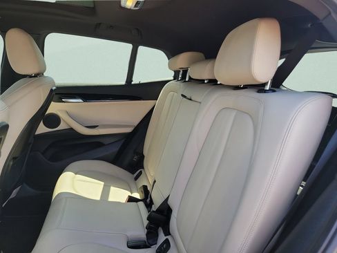 Used 2022 BMW X2 sDrive28i w/ Convenience Package FWD image 10