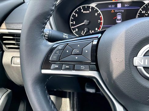 Certified 2024 Nissan Altima 2.5 SV w/ SV Premium Package FWD image 23