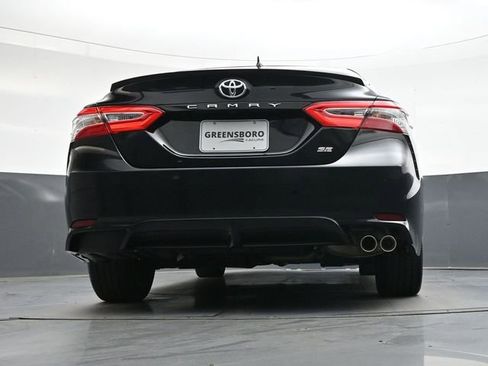Used 2020 Toyota Camry SE image 31