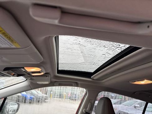 Used 2024 Subaru Crosstrek 2.0i Premium image 12