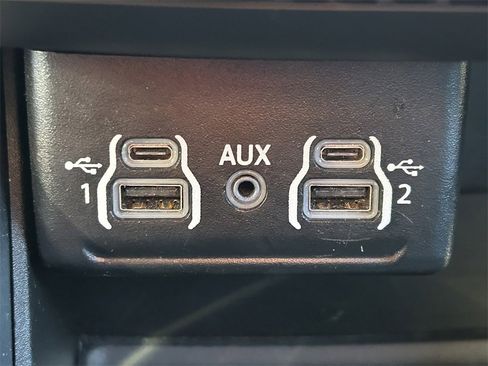 Used 2025 Dodge Durango GT image 28