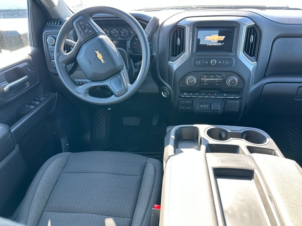 New 2026 Chevrolet Silverado 2500 Custom w/ Custom Value Package AWD/4WD image 17