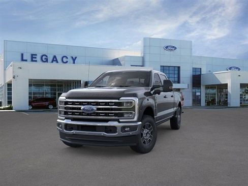 New 2026 Ford F250 Lariat w/ Lariat Ultimate Package image 2