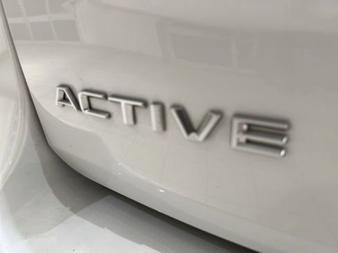 Used 2025 Ford Expedition Active AWD/4WD image 29