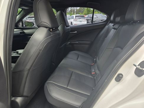 Used 2025 Lexus UX 300h FWD w/ Accessory Package (Z2) image 36