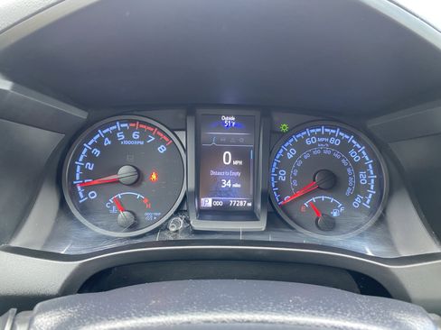 Used 2021 Toyota Tacoma SR w/ SR Convenience Package image 22