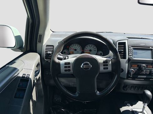 Used 2020 Nissan Frontier PRO-4X w/ Pro-4x Utility Package AWD/4WD image 24