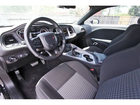 Used 2023 Dodge Challenger R/T Scat Pack RWD image 9