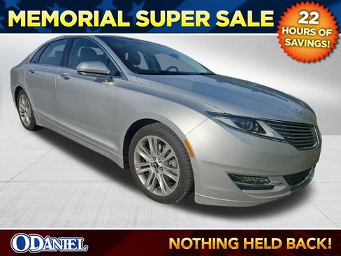 Used 2016 Lincoln MKZ w/ Equipment Group 200A Select FWD image 1