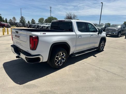 Used 2024 GMC Sierra 1500 SLT w/ SLT Premium Plus Package AWD/4WD image 35