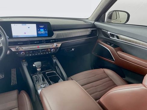 Used 2025 Kia Telluride SX Prestige image 26