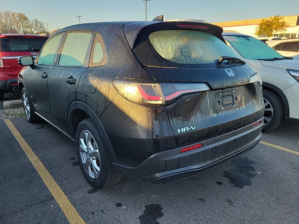 Used 2023 Honda HR-V LX image 4