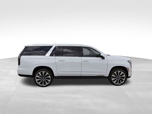 New 2026 Cadillac Escalade ESV Luxury w/ Touring Package AWD/4WD image 5
