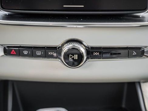 Used 2026 Volvo XC90 B6 Ultra w/ Protection Package AWD/4WD image 22